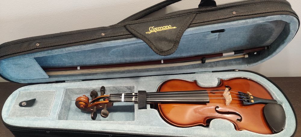Violino Cremona SV-75 1/2 com arco e mala