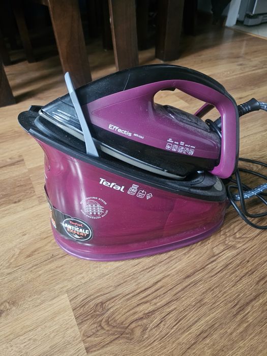 Generator pary Tefal  , żelazko parowe .