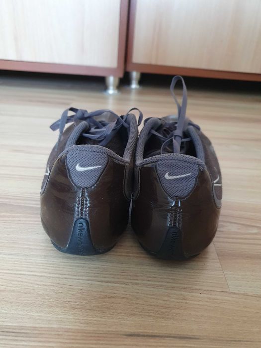 Brązowe buty sportowe, Nike