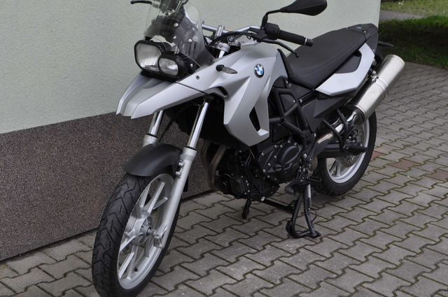 BMW F 650 GS TWIN ABS r.2010 kat. A2 25kW dl versys 800