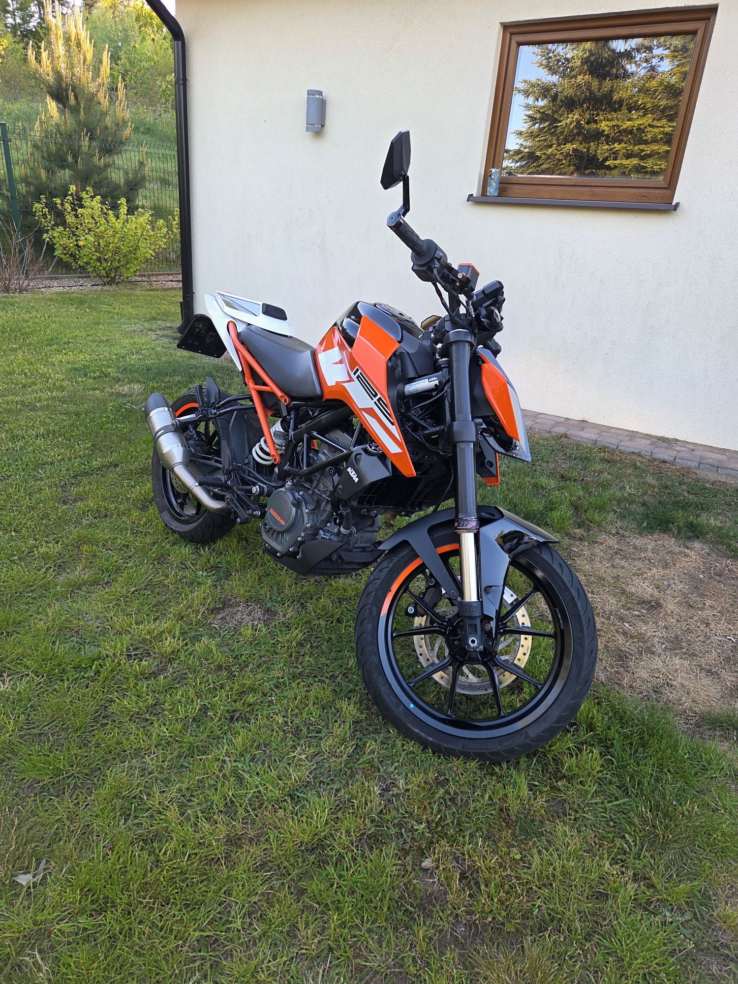 KTM Duke 2017r 125 wydech leovince
