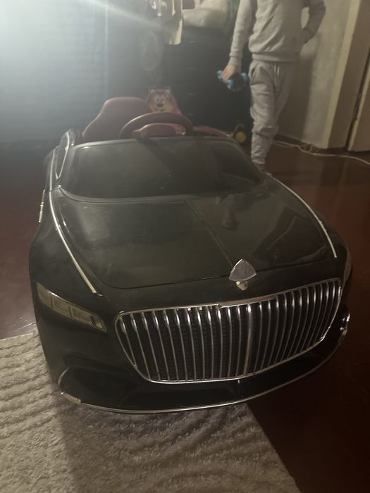 Дитяча машинка чорна