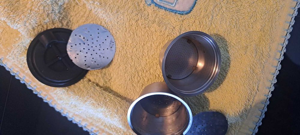 Duas Cápsulas reutilizáveis a preço modesto (boa oportunidade)