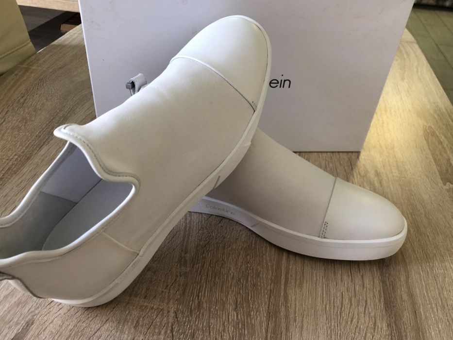 Новые кожаные слипоны, кеды Calvin Klein размер 7,5
