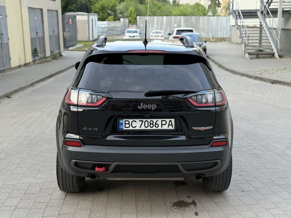 Jeep Cheroke Trail Hawk