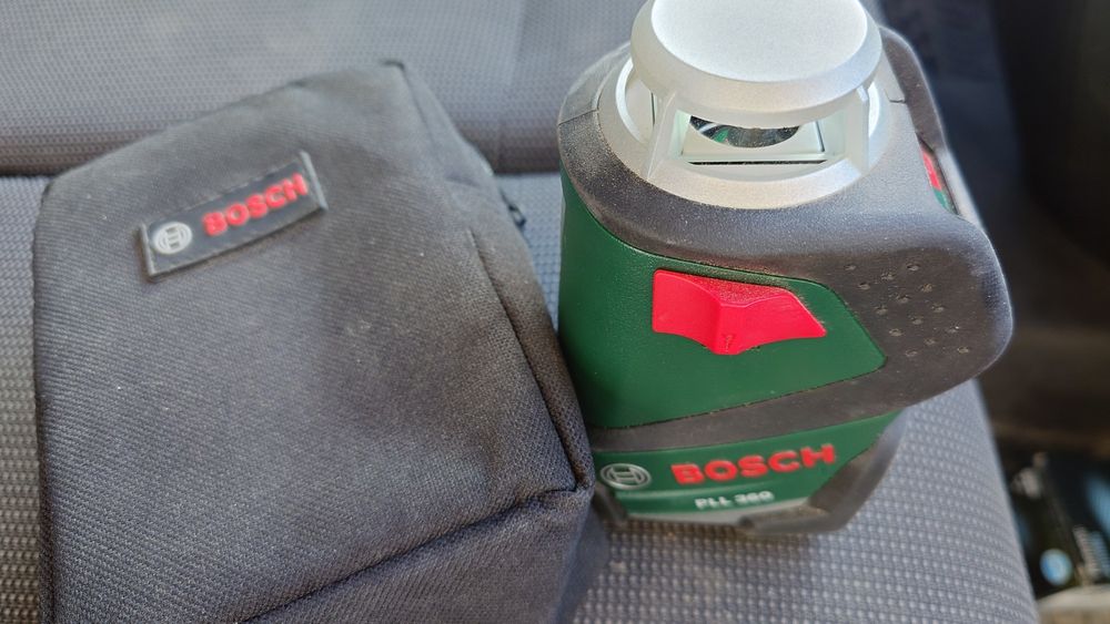 Nível laser Bosch de linhas cruzadas