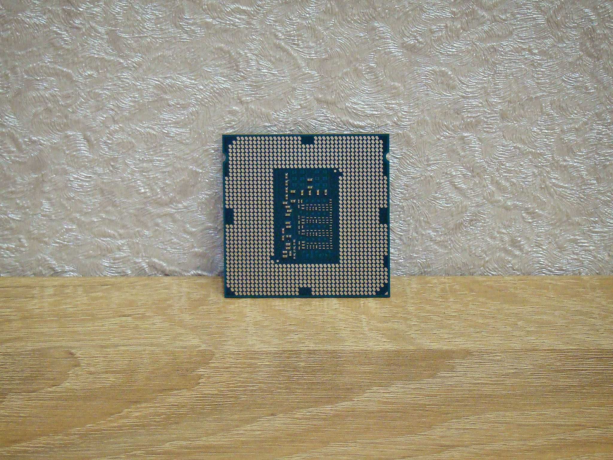 Процессор Intel®  Xeon® Processor E3-1241 v3 
(аналог I7-4770, s1150)