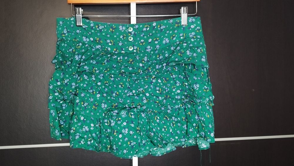 Vendo conjunto de roupa de mulher. +150artigos. Braga.