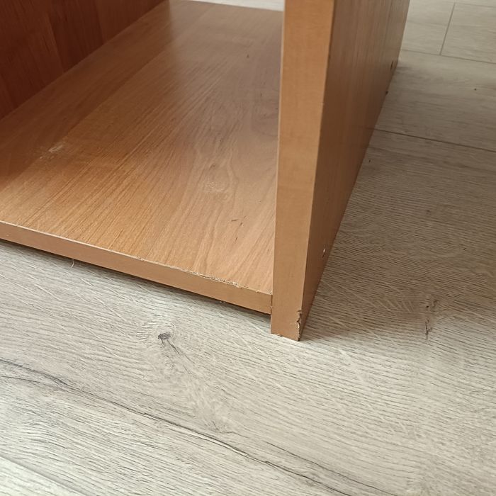 Solidne biurko dębowe