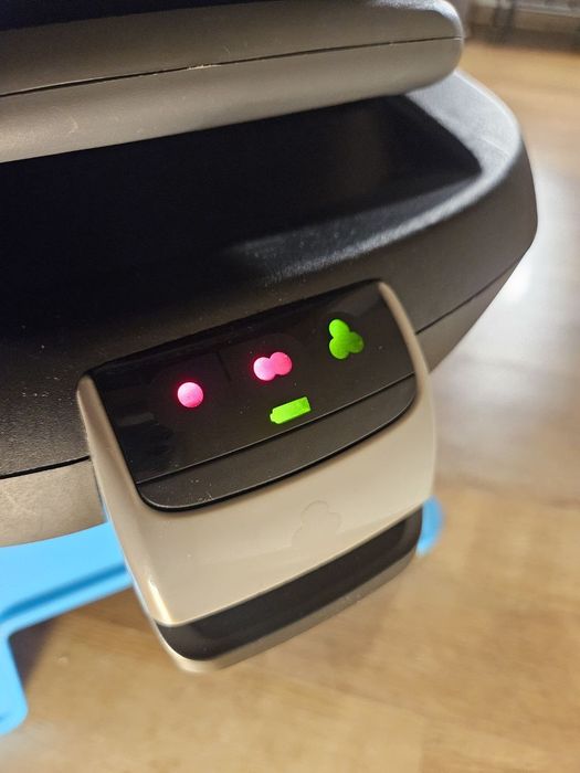 Автокрісло 0+ Maxi-cozi Pebble + FamilyFix до 13кг