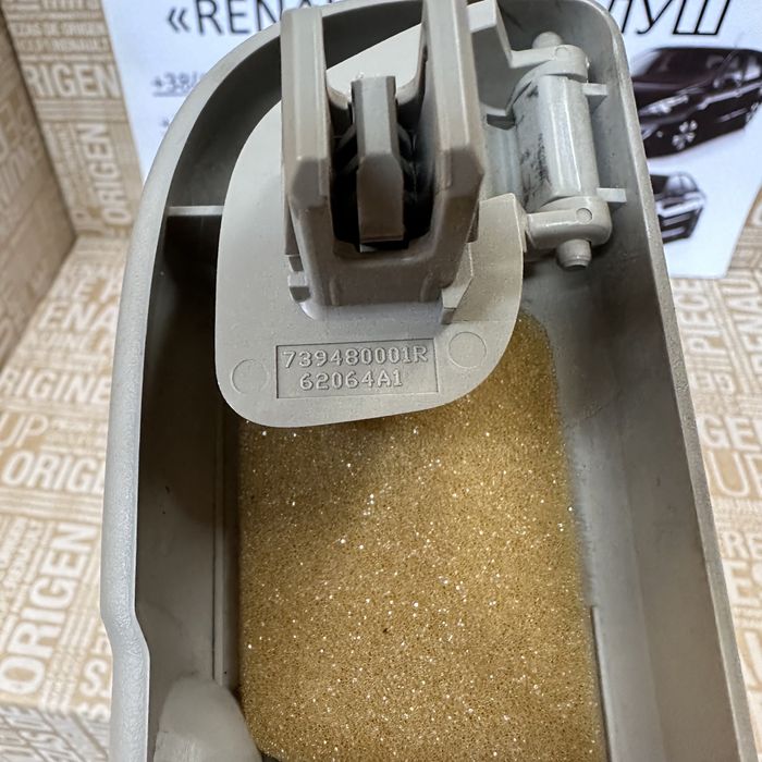 Окулярник Рено Лагуна 3 Меган 3 Сценік 3