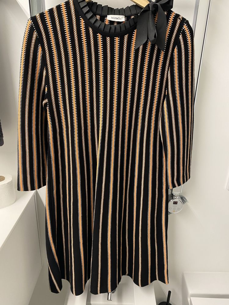 Vestido Max&Co como novo