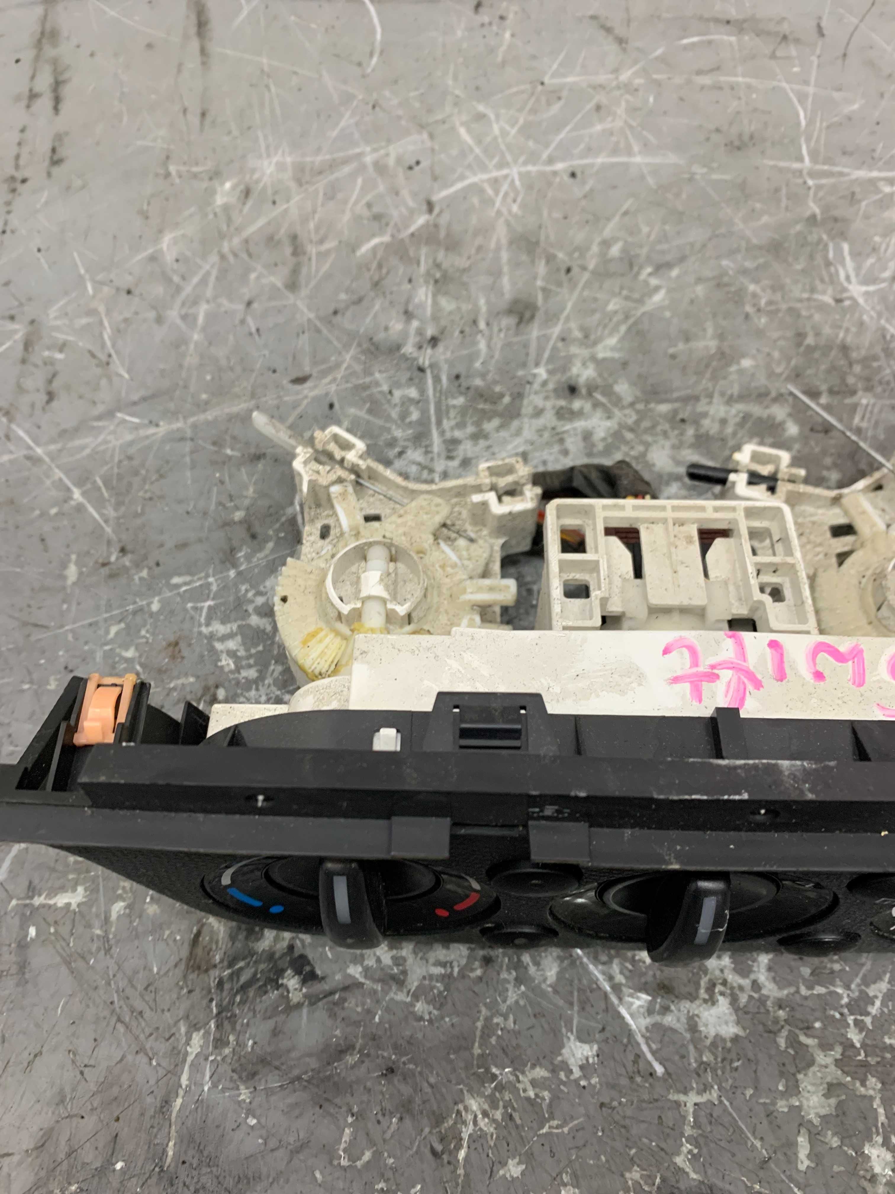 Suzuki Swift MK6 Panel Nawiewu