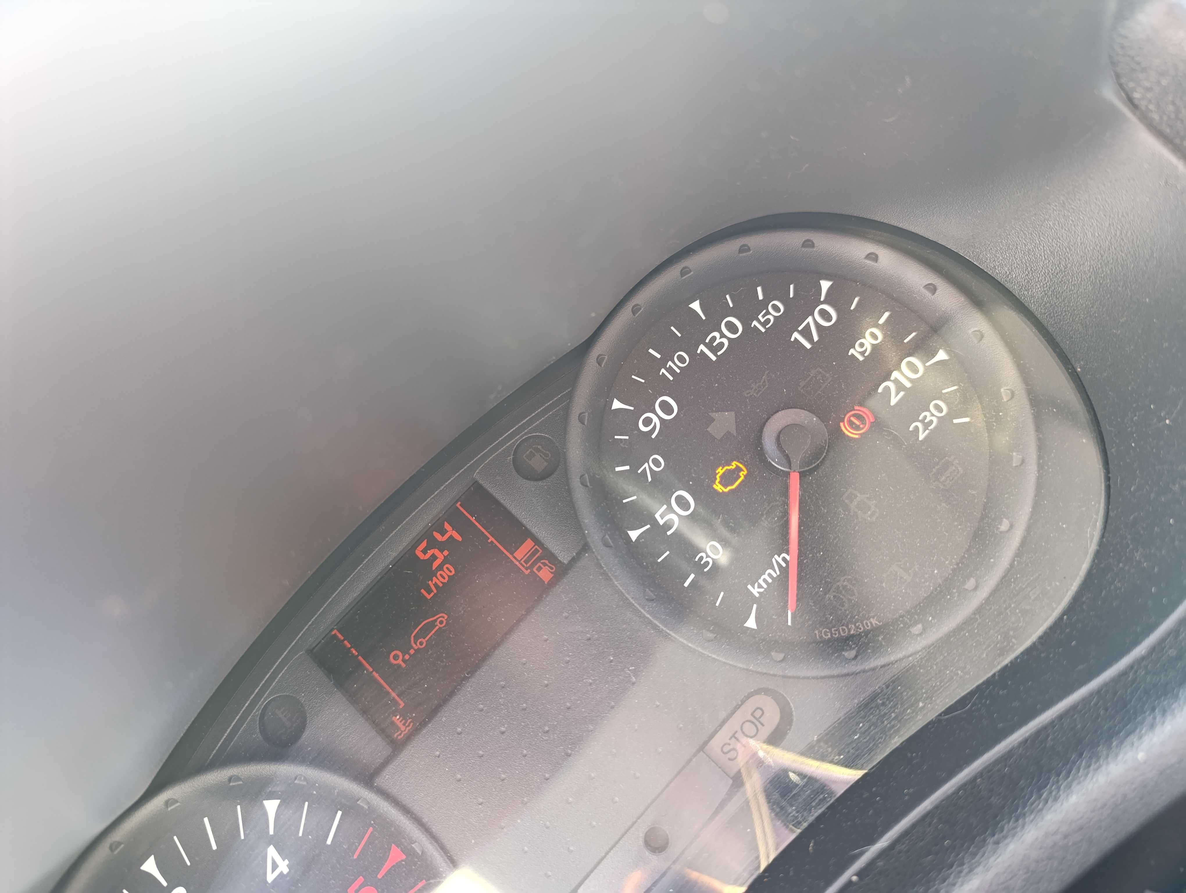 Vendo Clio Comercial