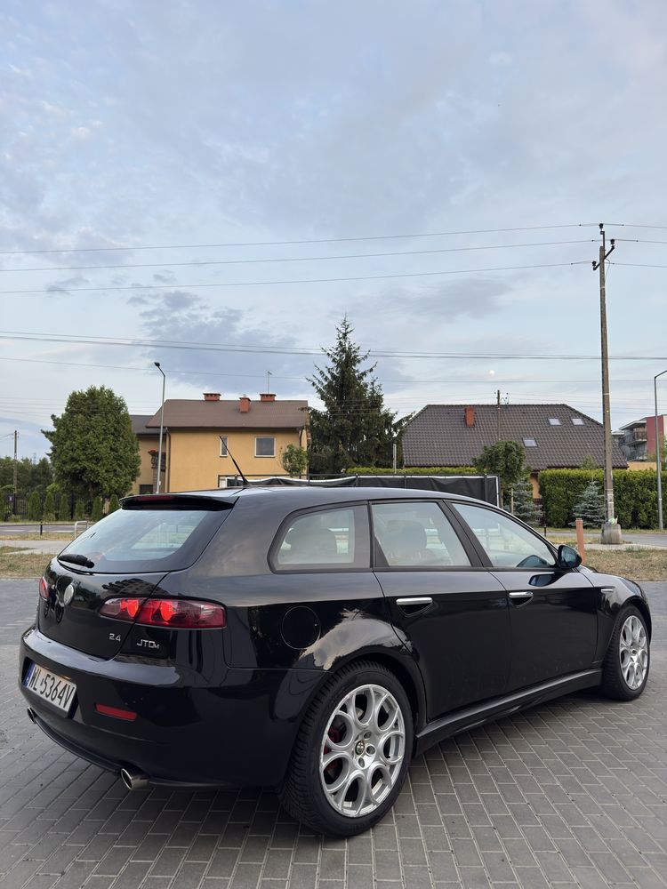 Zadbana Alfa 159 2.4JTDm Szwajcaria Automat 2Klucze Książka Łopatki Fv