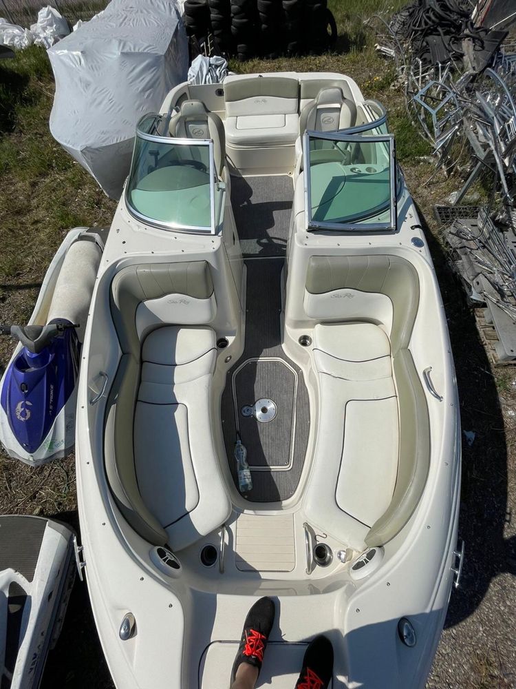 Searay sundeck 220 5.0 mercruiser Bravo 3