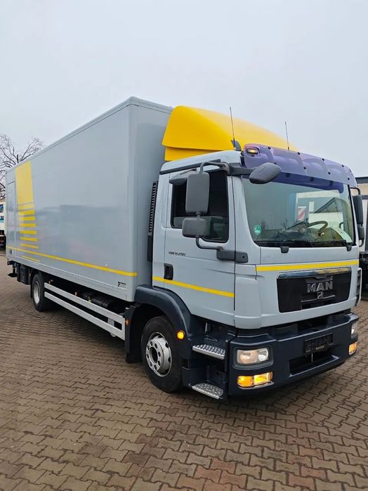 MAN TGS * izoterma*kontener * napojówka*przewierty sterowane *chłodnia *  Man *mercedes