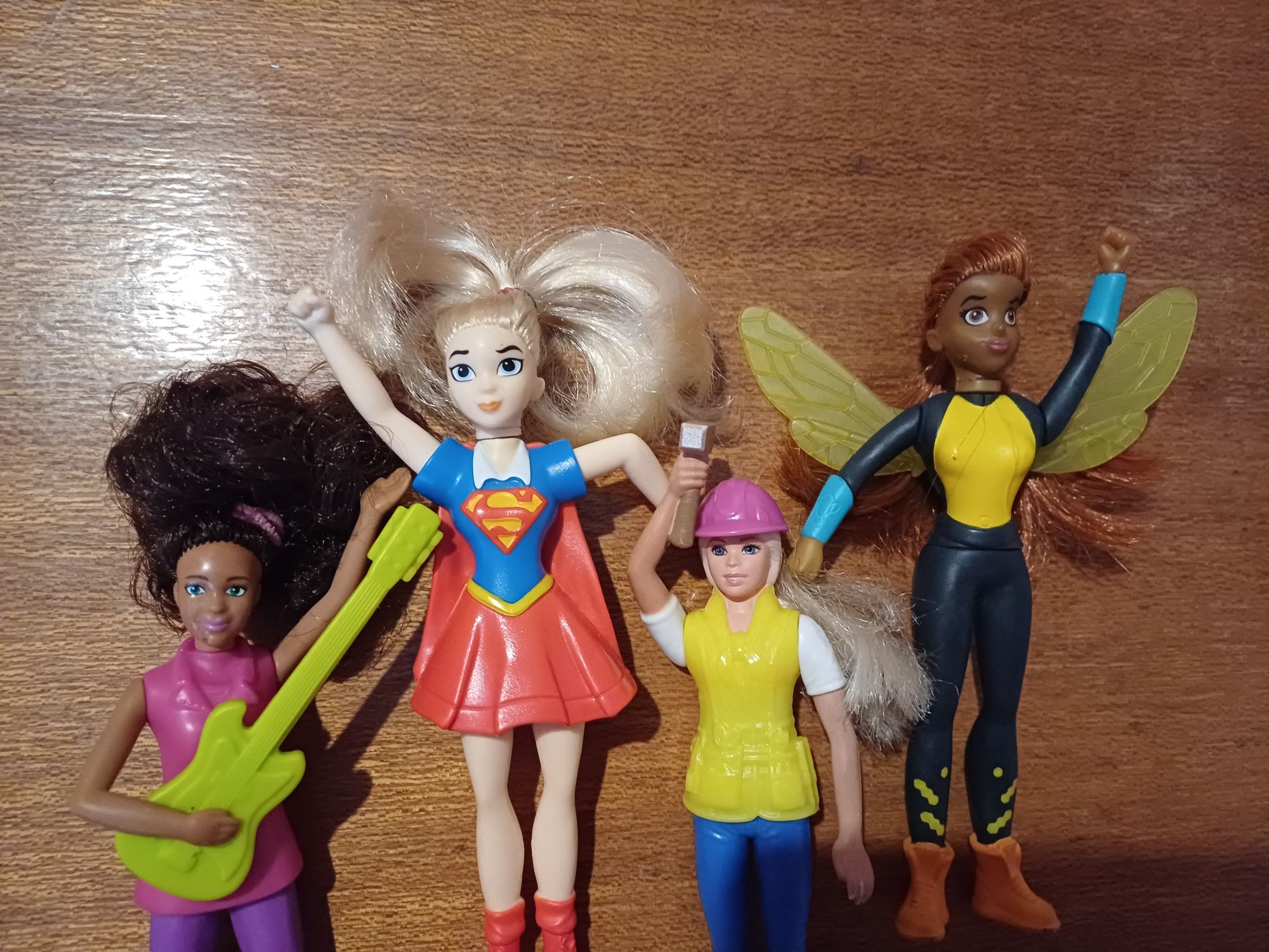 Conjunto de bonecas Barbie. Brinquedos, bom estado.