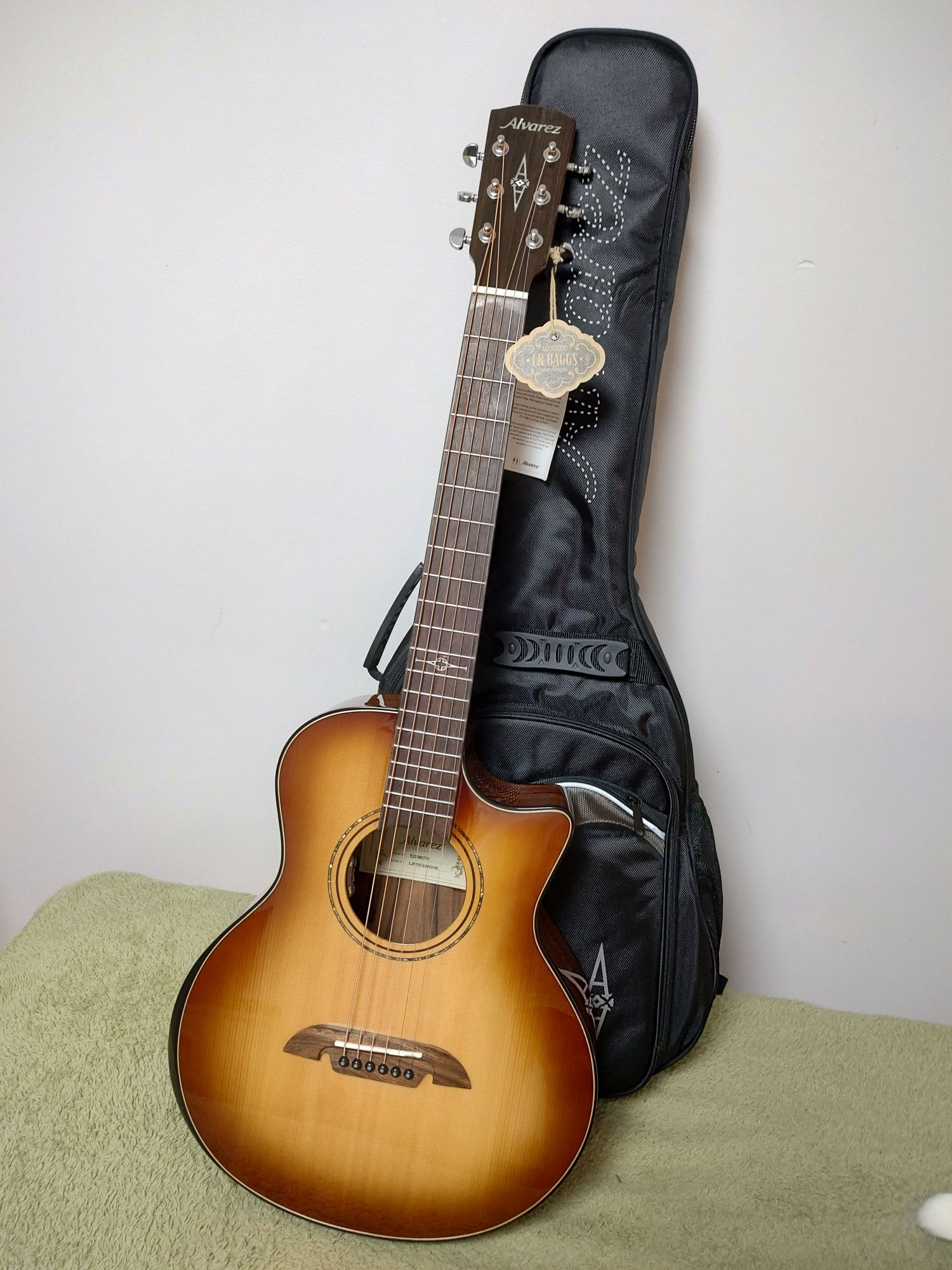 NOWA Alvarez LJP70CEARSHB gitara elektroakustyczna gryf 45 mm SOFTCASE