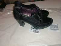 Sapato Marca Dorklng n*36 todo em pele cor preto Outono Inverno.