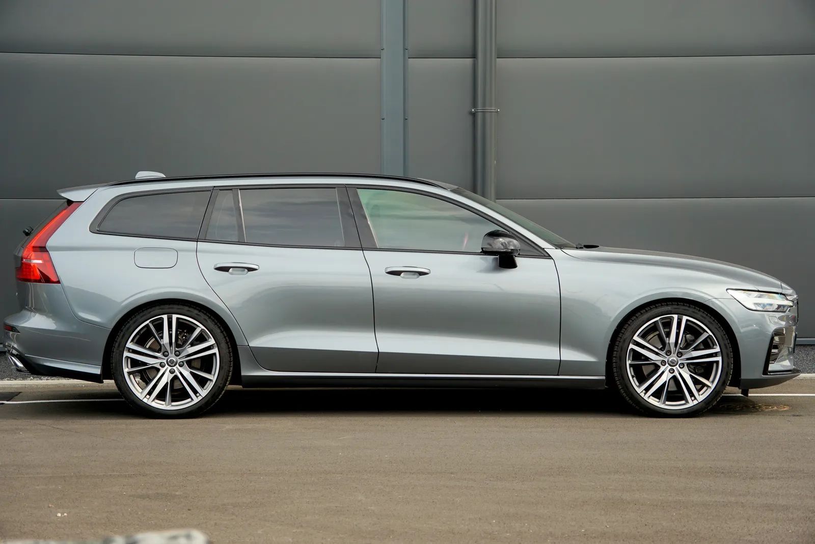 Volvo V60 V60 T6 RDesign 340KM PL/Polestar/Bowers/Panorama/WinterPRO/Bezwyp/FV23