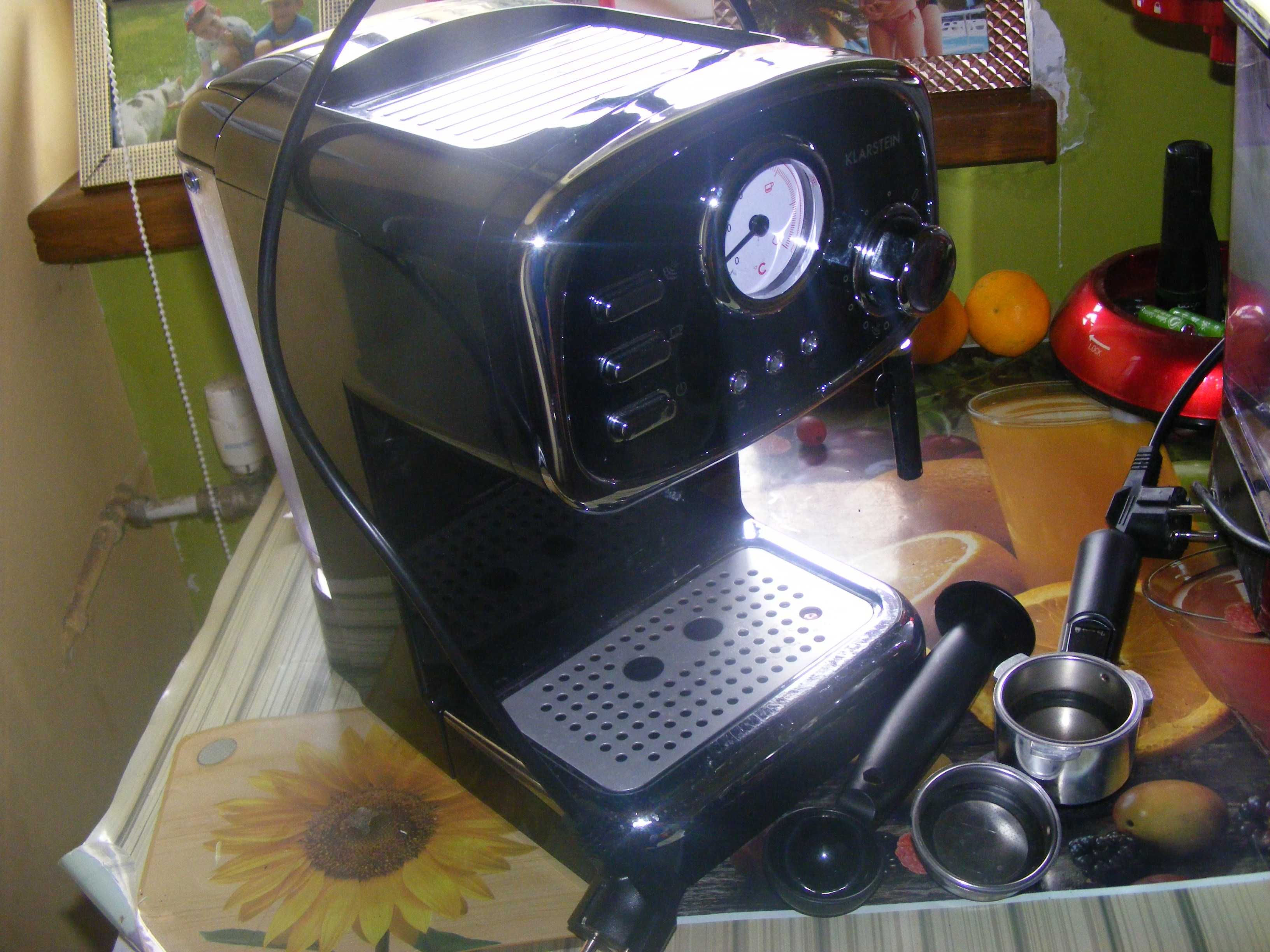 Nowy ekspress ciśnieniowy 20 bar + kawa 250g . Rewelacyjny smak i arom