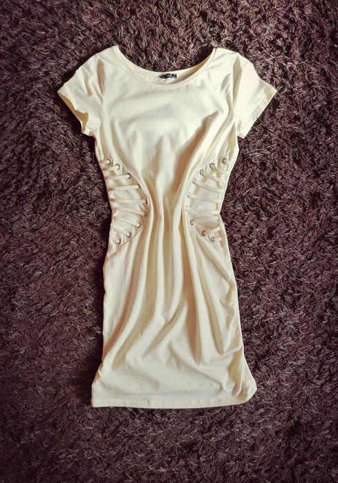 Sukienka w kolorze cytrynowym, r. S/M