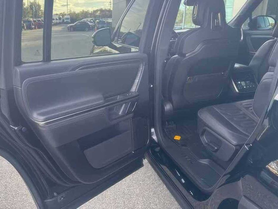 Rivian R1S Adventure Quad Motor      2023