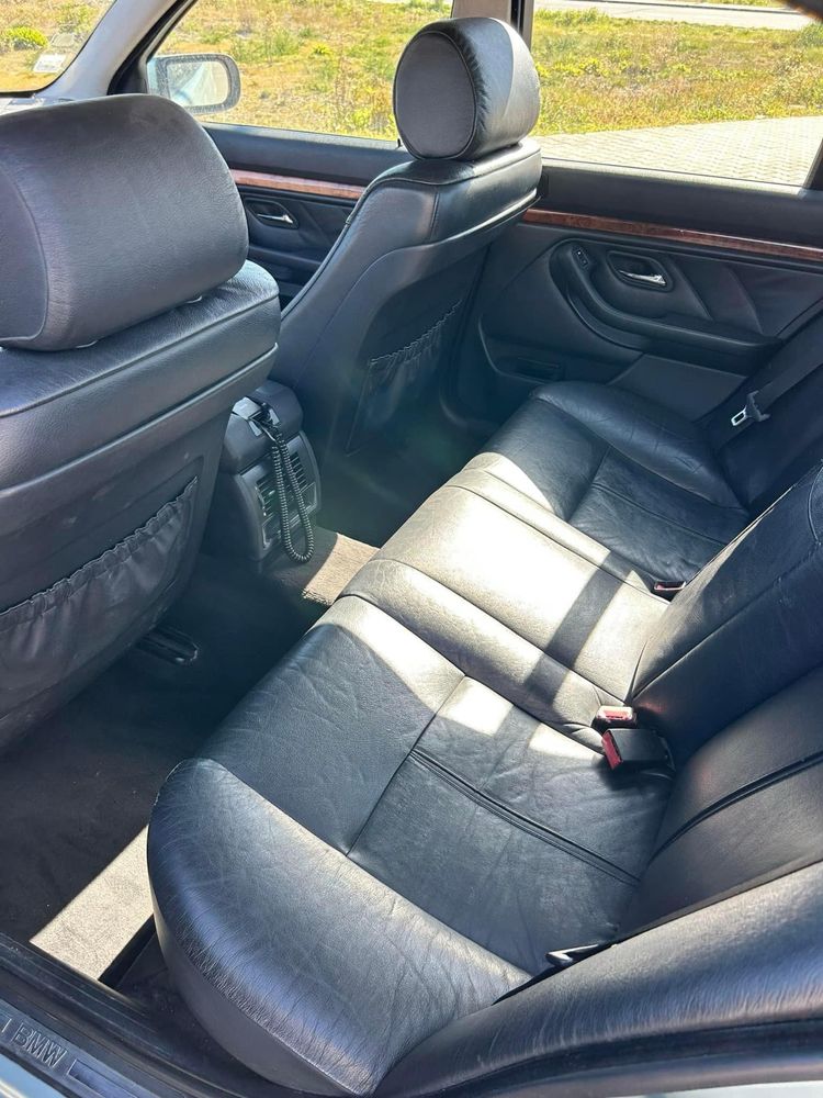 Bmw e39 523I 170cv
