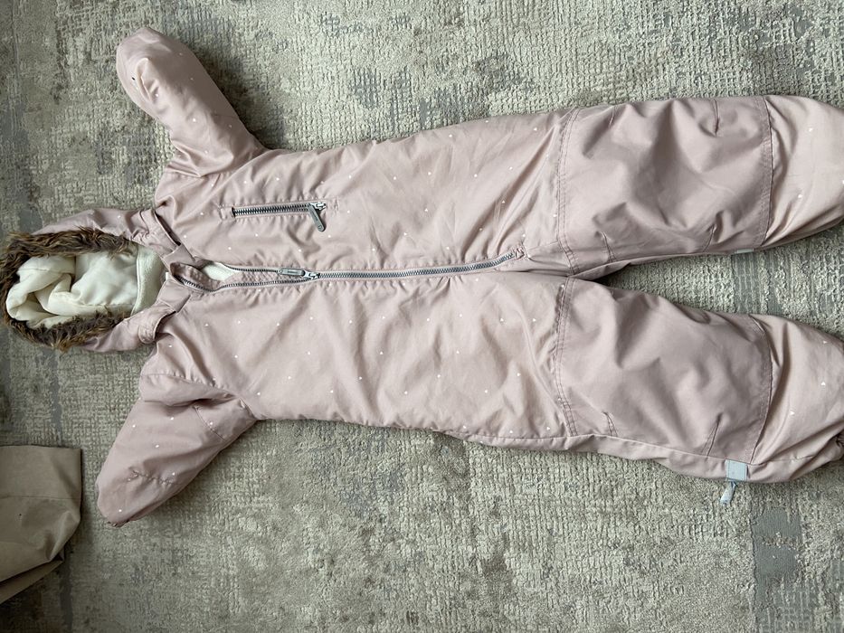 Продам зимній комбез hm  zara 104  взуття по місту