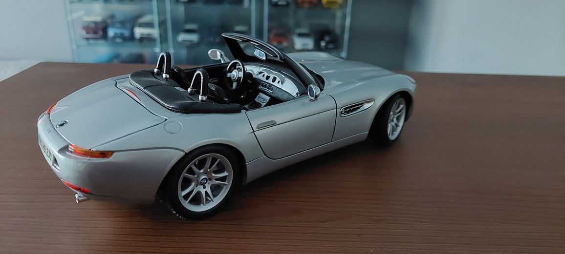 Model 1:18 Bmw Z8 Maisto