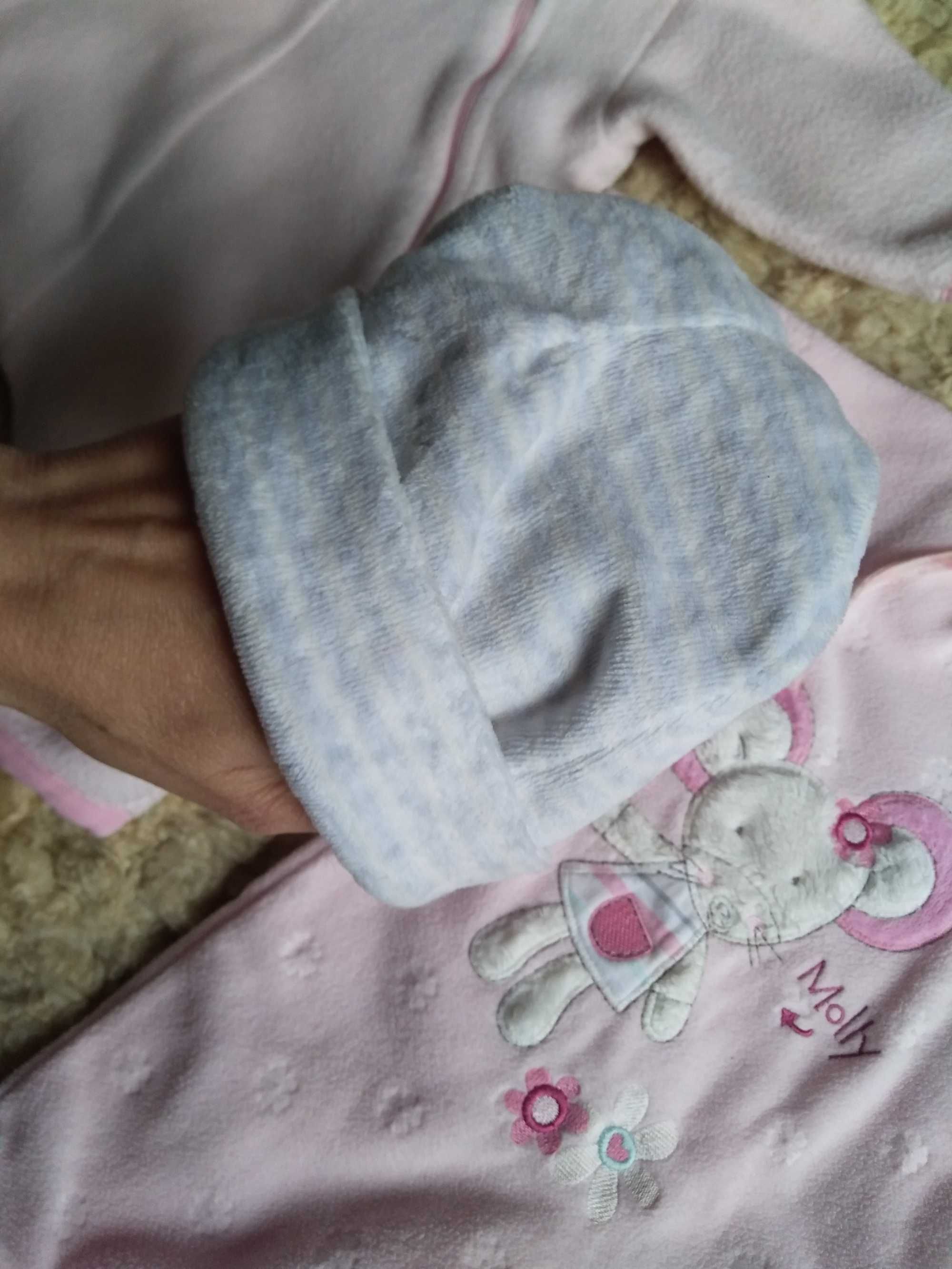 jak NOWE 2 pajace niemowlęce dziewczęce różowe czapki 50-58 cm