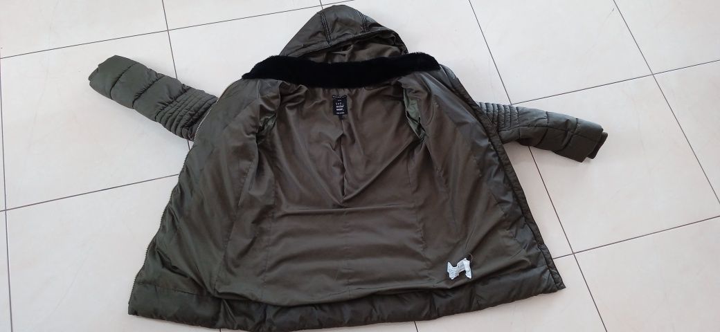 ZARA, kurtka zimowa z kapturem, rozmiar XS, khaki, zielona