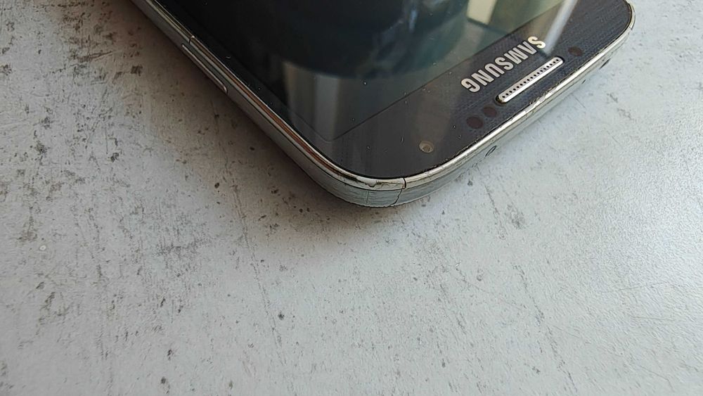 Samsung Galaxy S4 GT-I9505 – sprawny telefon