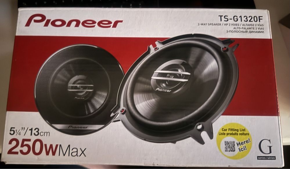 Pioneer DEH-09BT + Colunas Pioneer TS-G1720F + TS-G1320F