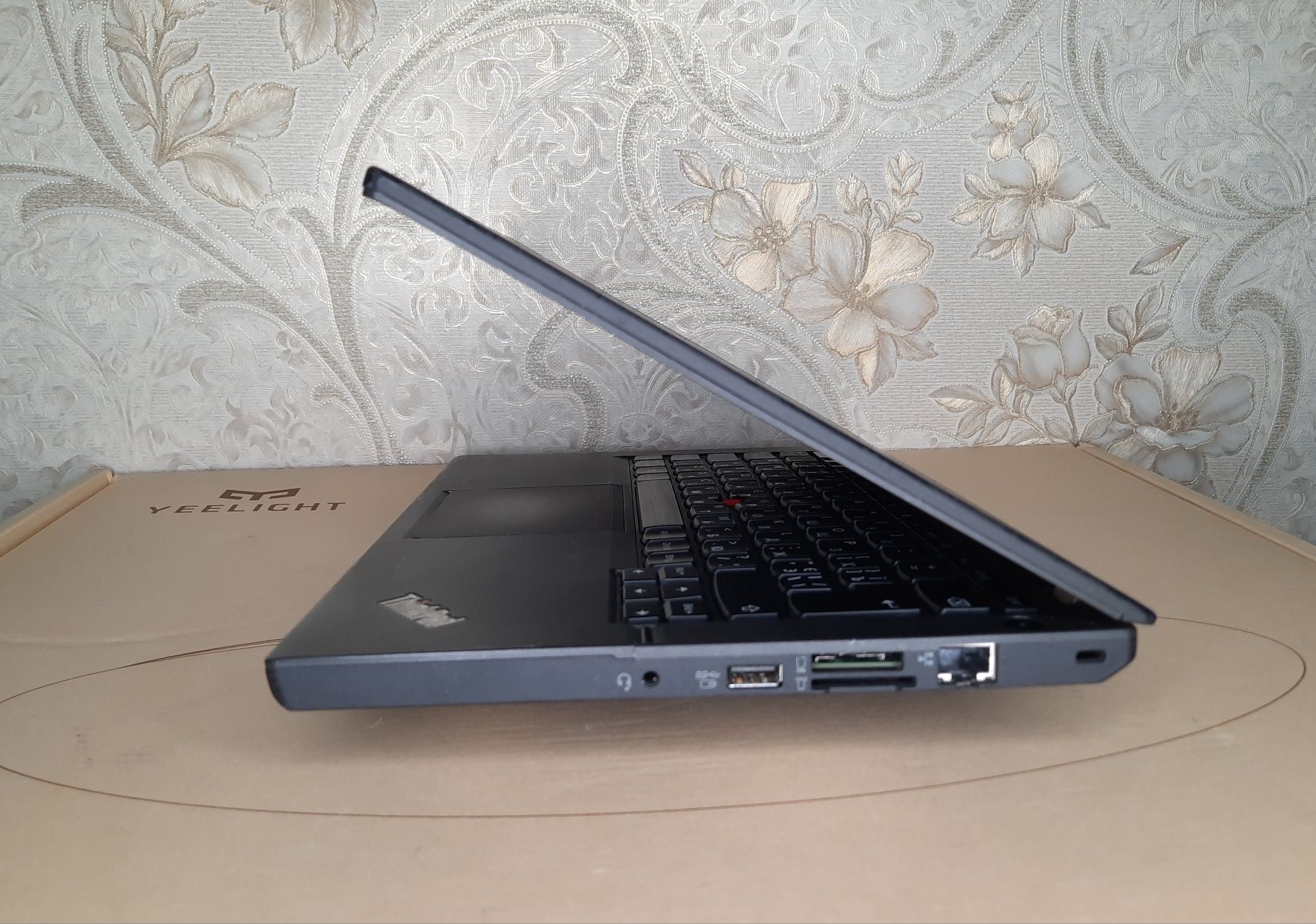 Ноутбук Lenovo ThinkPad X250*/ i5-5300U 8 Gb SSD 120GB Батарея Робоча