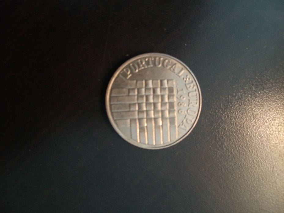 25 escudos - Adesão de Portugal à CEE - Portugal	1986