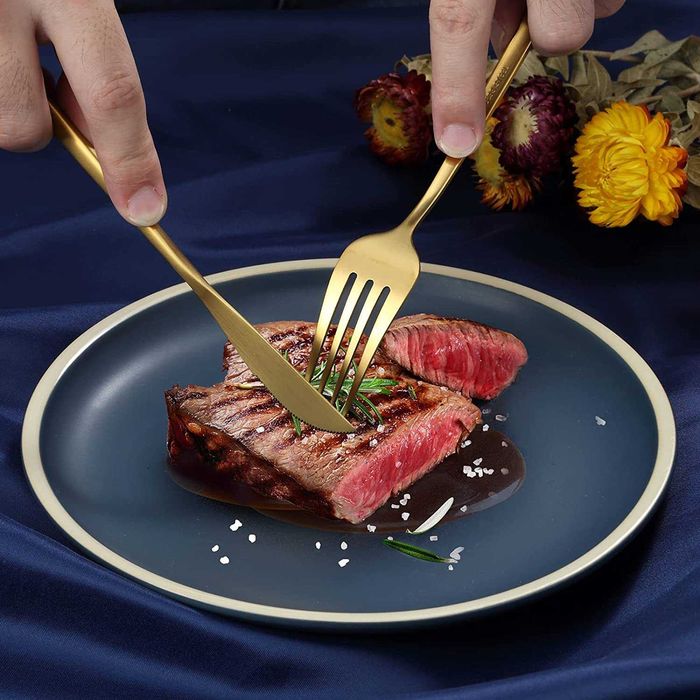 Conjunto de talheres novos dourados mate, 30 peças