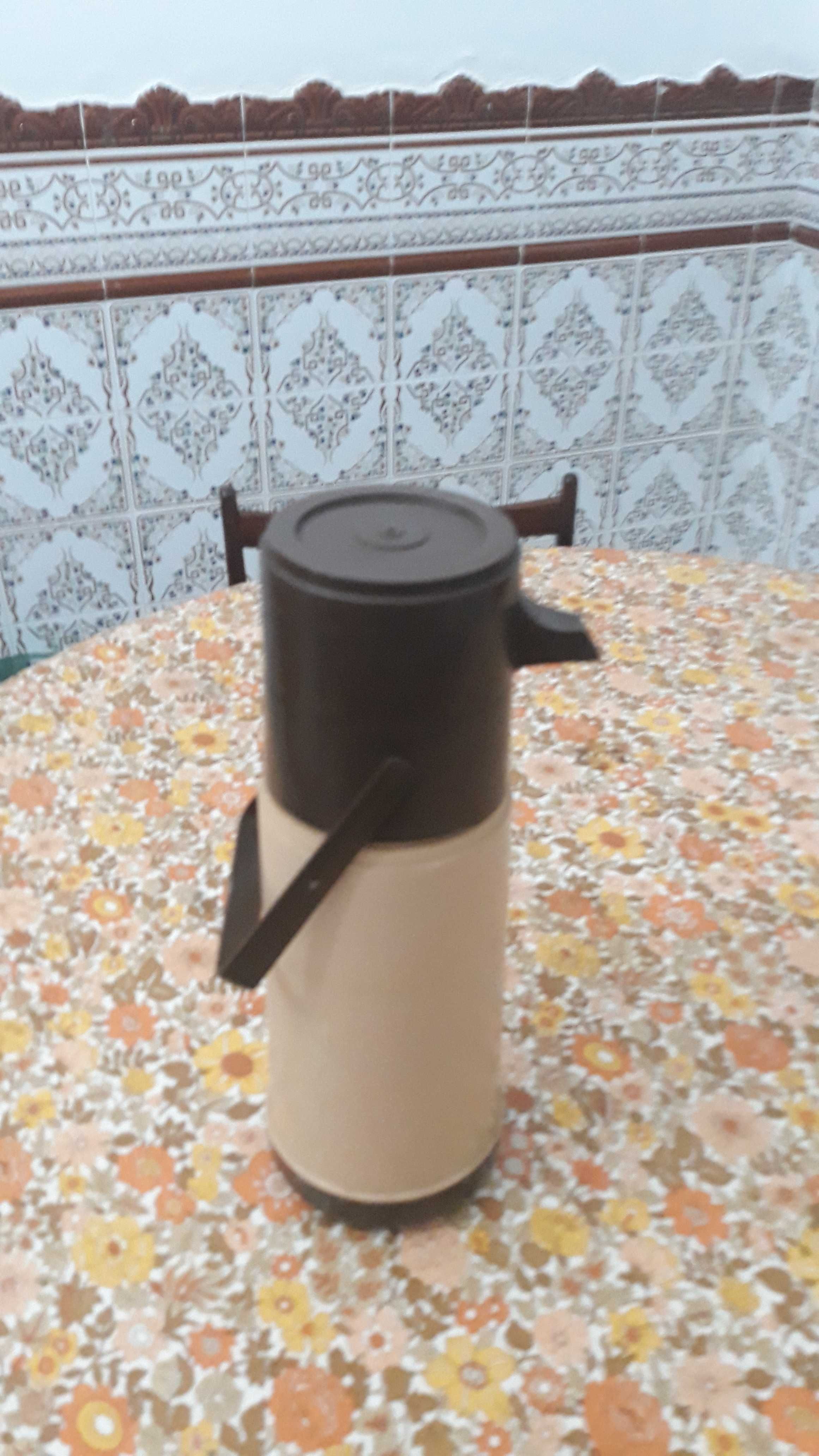 Termo para café ou chá