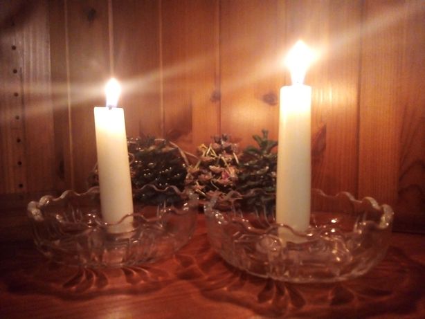 Kryształowe stare świeczniki komplet dwa