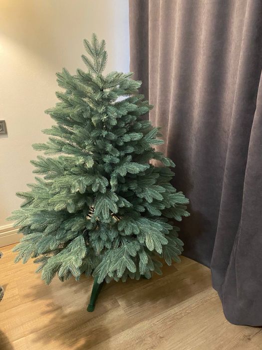 Новорічна ялинка