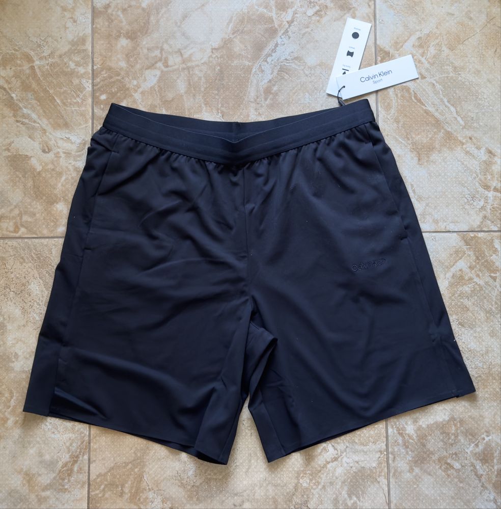 Шорти нові Calvin Klein Soft Stretch Sport Shorts М і L