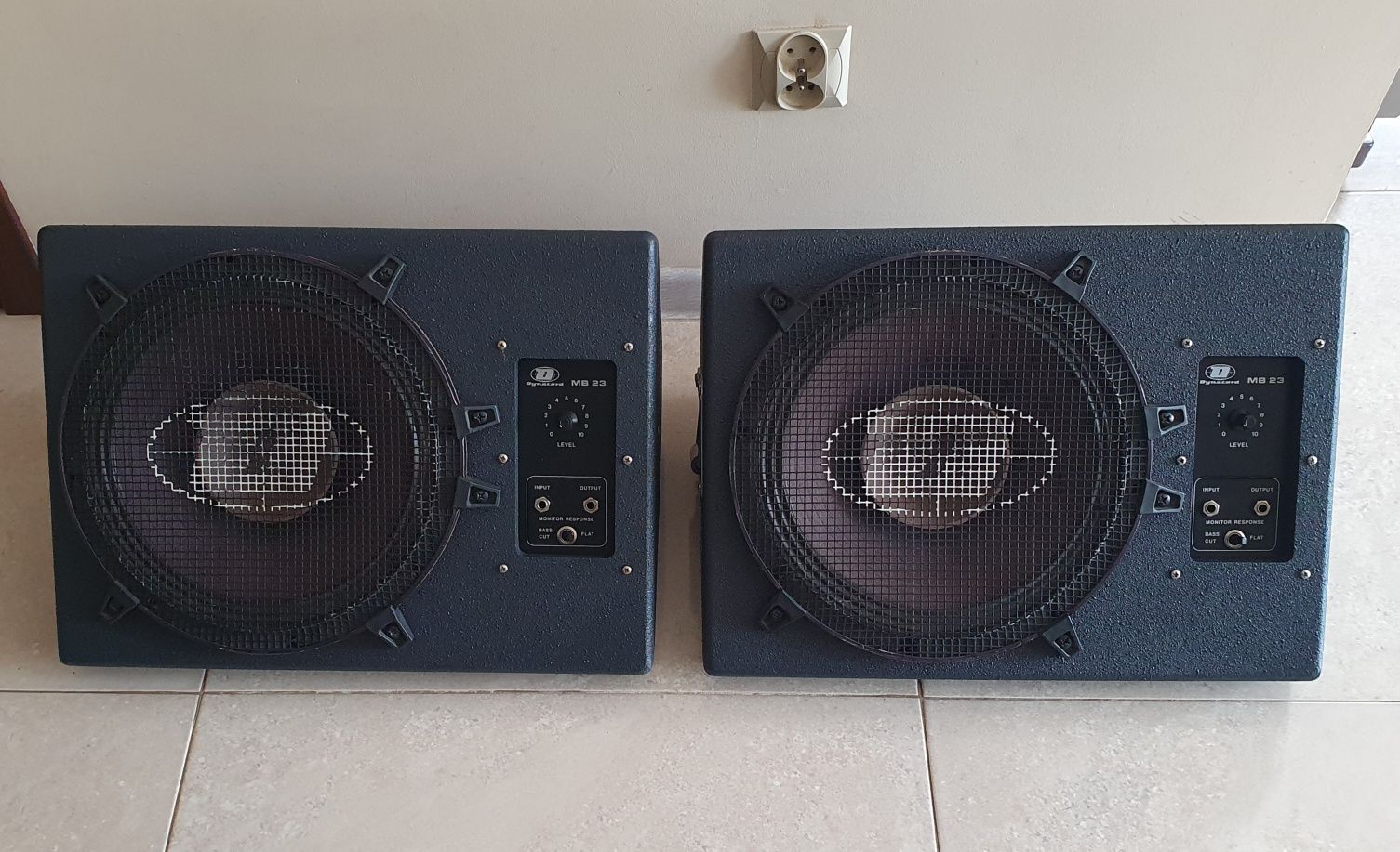 Monitory estradowe DYNACORD MB 23 oryginał
