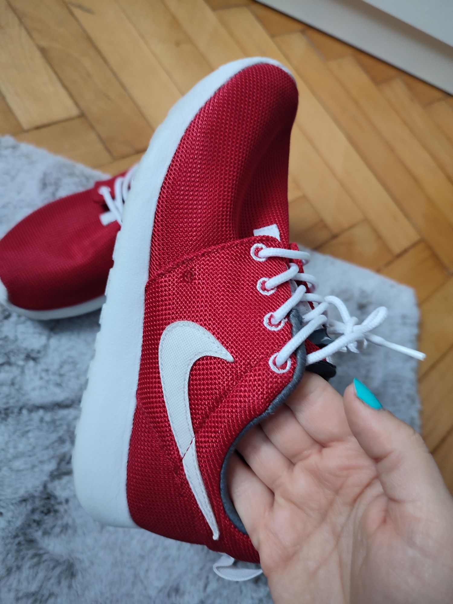 Buty Nike bordowe roshe run one damskie 38 37,5 czerwone oryginalne