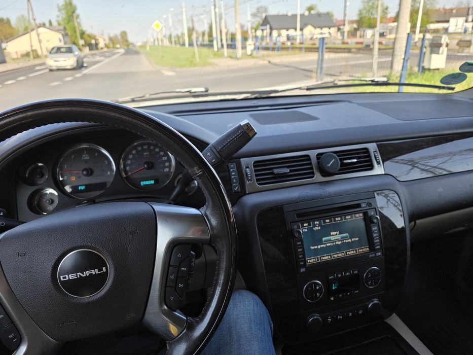 GMC Yukon XL 6.2 DENALI zarejestrowany opłacony