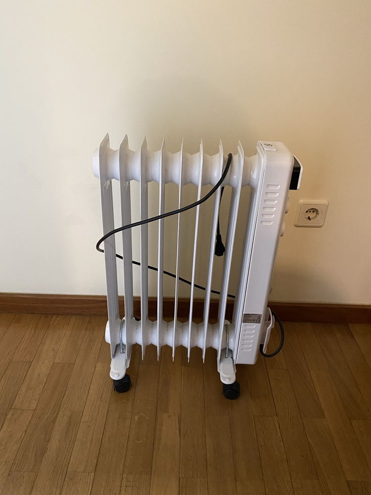 Aquecedor a óleo Haeger Elegance IX