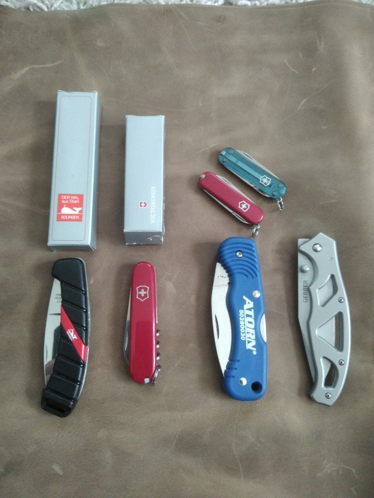 Нож Victorinox Walter новий