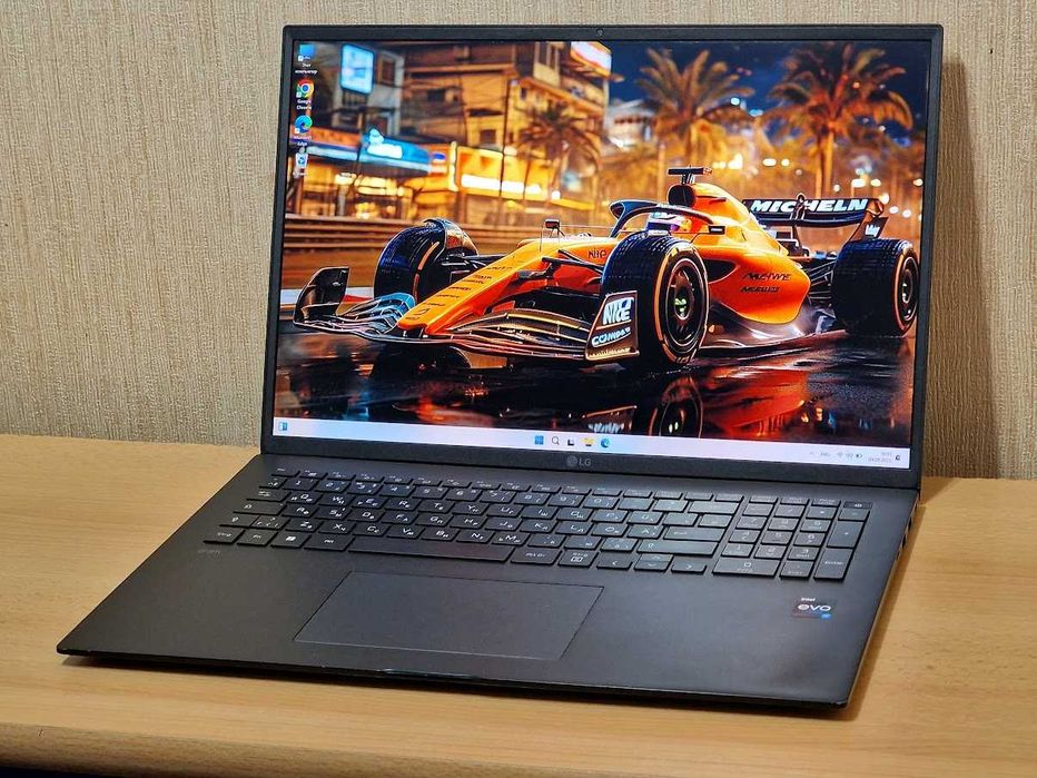 LG gram 17" Ultra-Lightweight Core i7-1360P SSD1Tb  Легкий-вага 1,3 кг