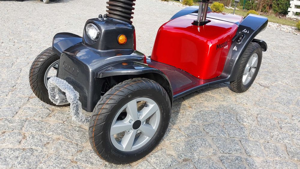 skuter inwalidzki elektryczny Mezzo 4, 2022r