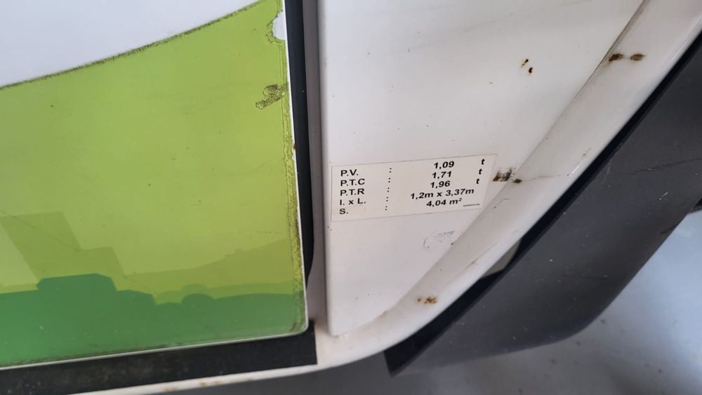 Sprzedam wywrotkę z kiprem Goupil G3